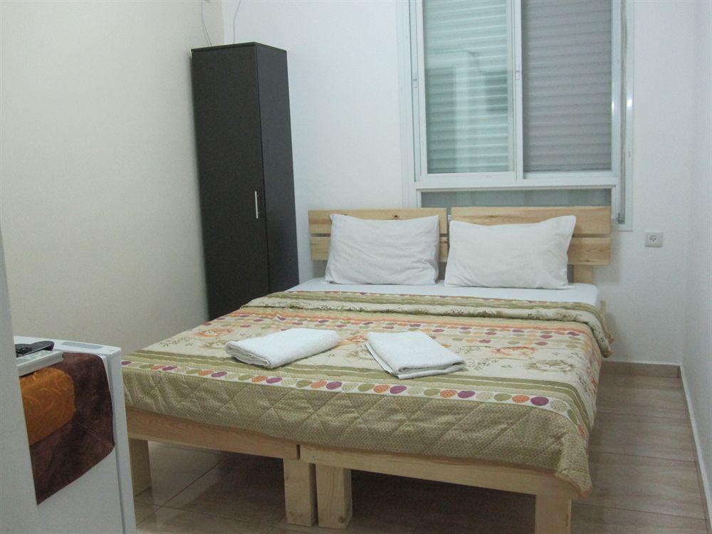 Ga'Aton Motel Nahariya Exterior foto