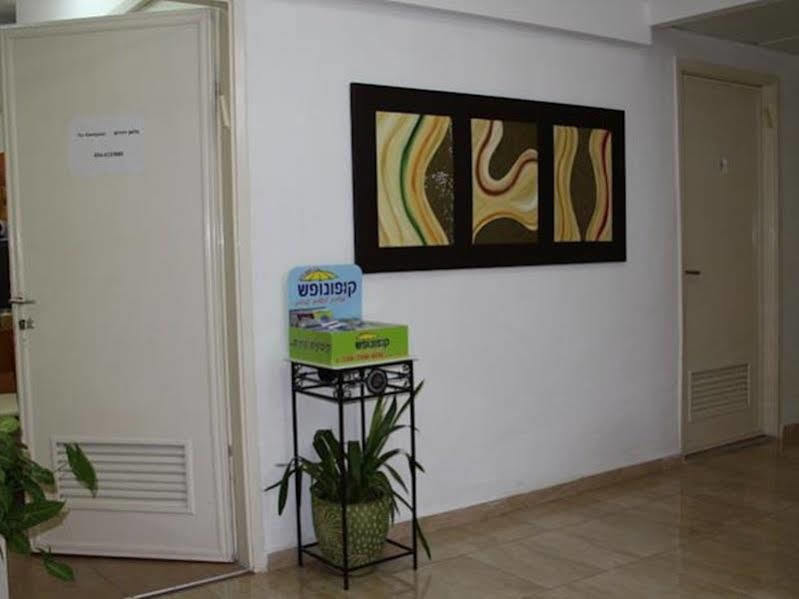 Ga'Aton Motel Nahariya Exterior foto