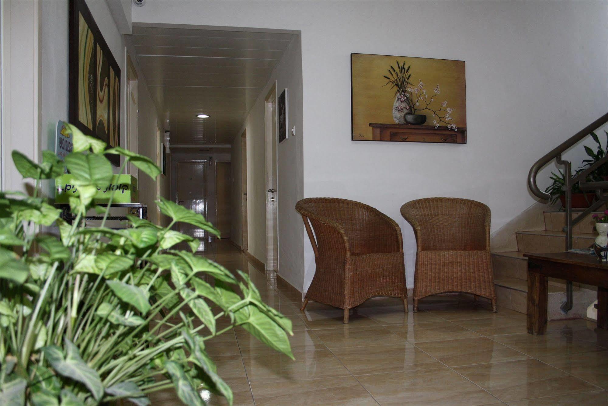 Ga'Aton Motel Nahariya Exterior foto
