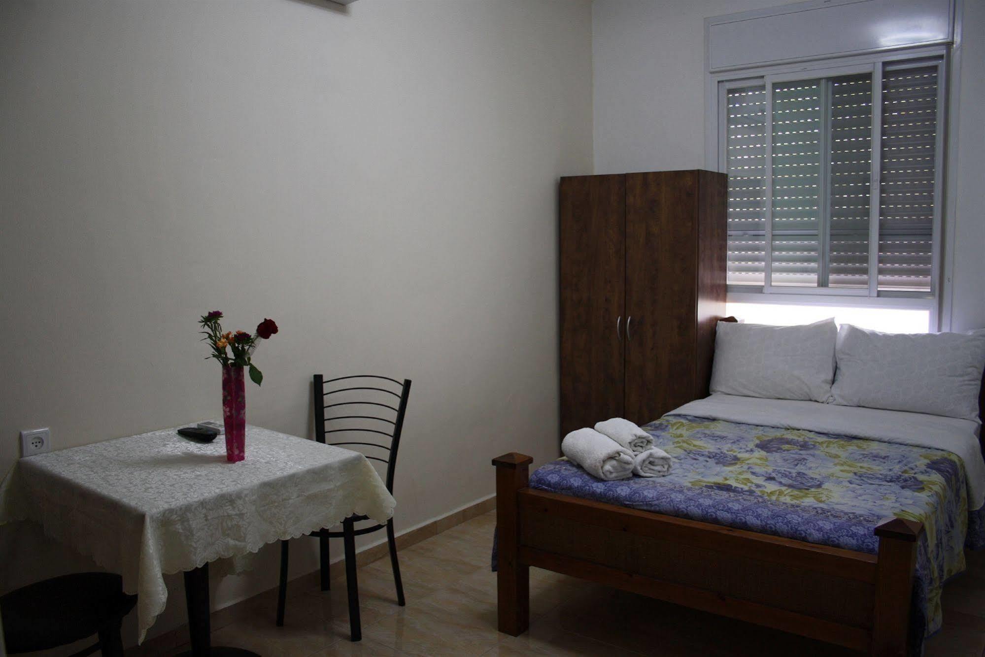 Ga'Aton Motel Nahariya Exterior foto