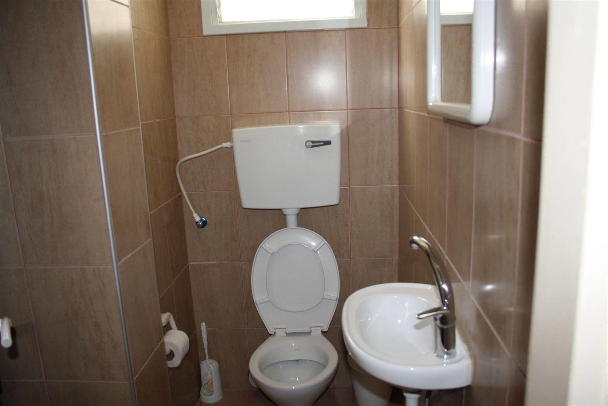 Ga'Aton Motel Nahariya Exterior foto